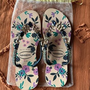 Havaianas Floral Jeweled Flip Flops - Beige Base with Navy & Gold Accents